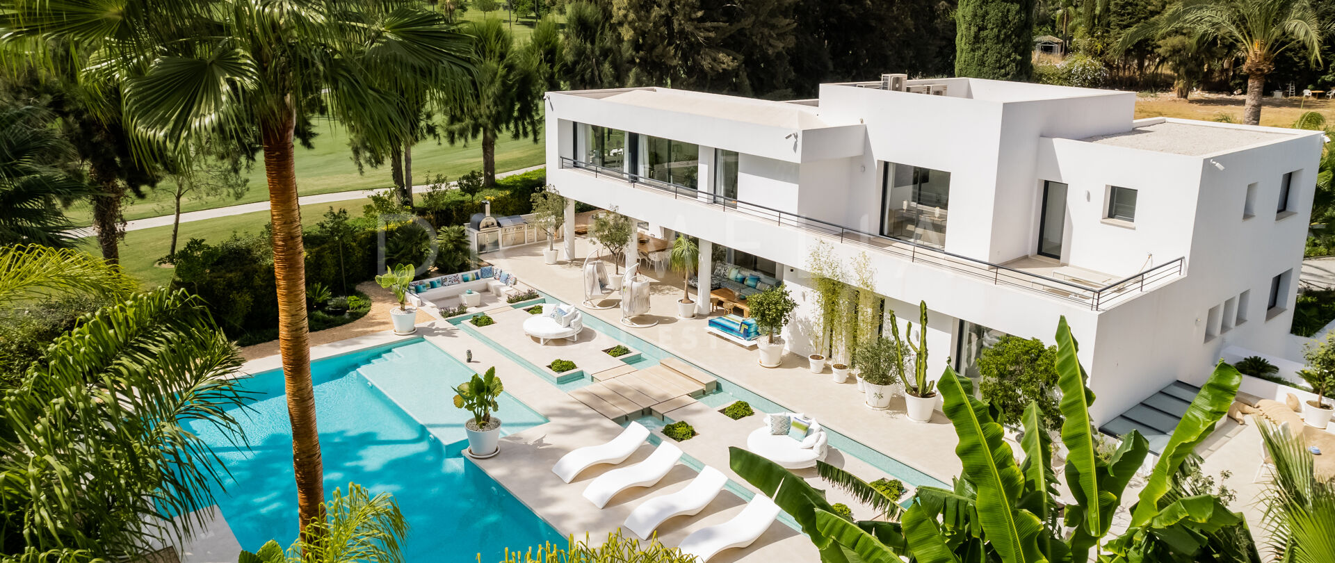 Ongelooflijke Frontline Golf Moderne Villa in Las Brisas, Nueva Andalucía, Marbella