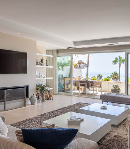 Beachfront Modern Luxury Penthouse Duplex, Marbella - Puerto Banus, Marbella