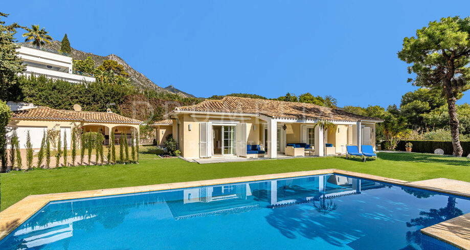 Vacker villa i prestigefyllda Cascada de Camojan Estate med fantastisk utsikt, Marbella