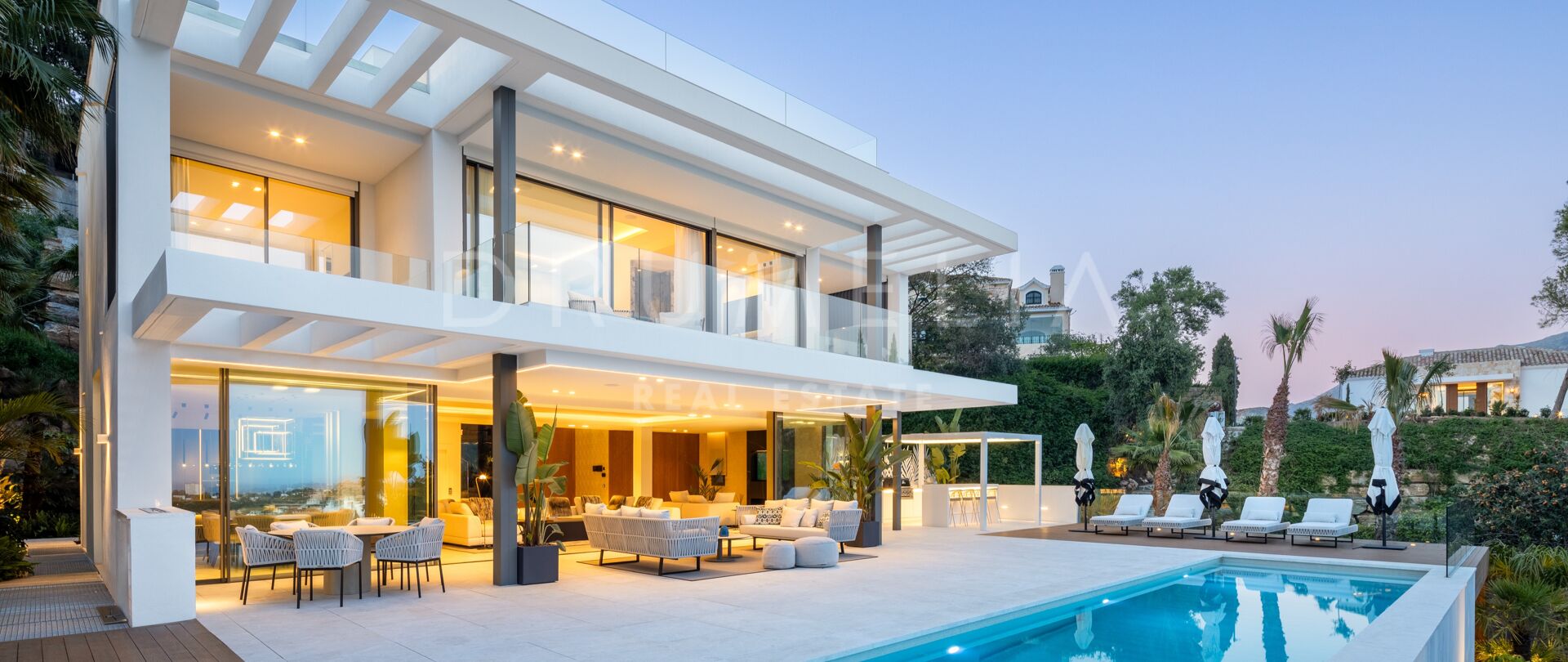 Villa moderne de 5 Chambres avec Vue Panoramique sur la mer à couper le souffle à La Quinta- Benahavis