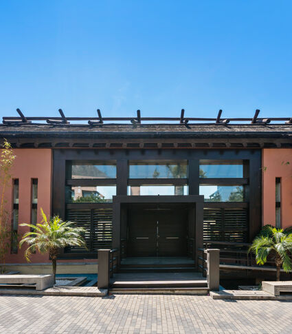 Commercial Premises Situated in the Prestigious Marbella Golden Mile