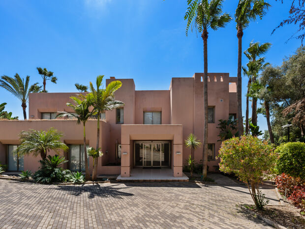 Centro de Negocios en la Milla de Oro de Marbella