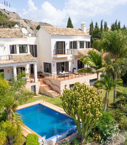 Fantastic Five Bedroom South Facing Villa with Sea and Golf Course Views, La Quinta, Benahavis