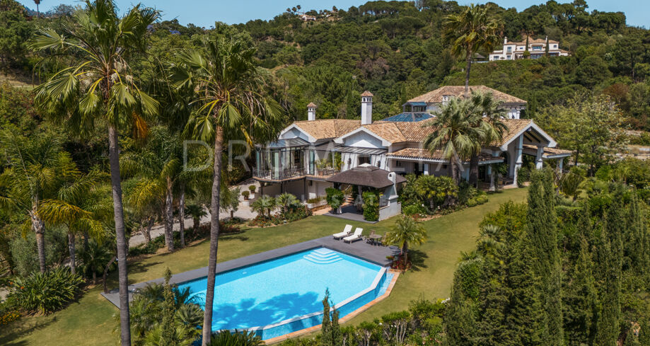 CASA OLIVO - Spektakuläre High-End-Familie große Villa mit herrlichem Blick in hohen La Zagaleta, Benahavis