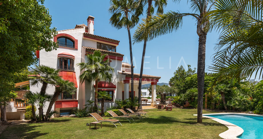 Casa Ana- Wunderschöne mediterrane Luxus-Grand-Villa in der Elite-Wohnanlage Altos de Puente Romano, Goldene Meile von Marbella