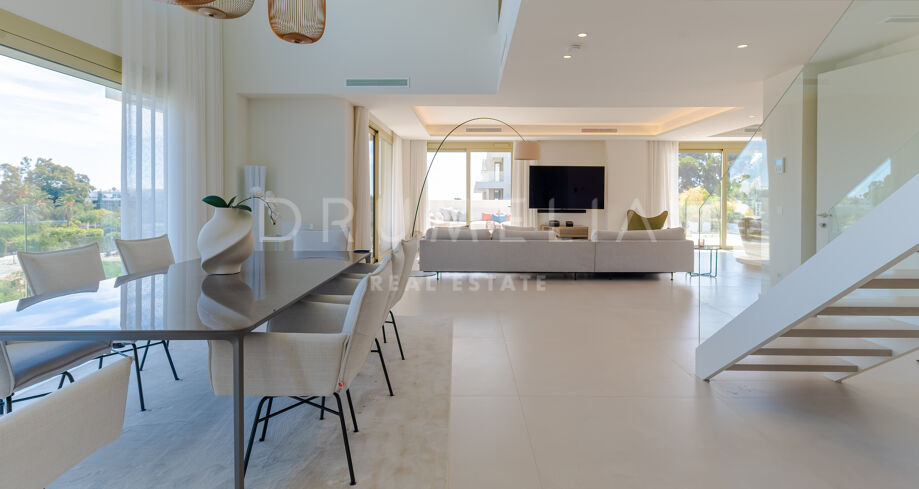 Extraordinary Triplex Penthouse Offering Ultimate Luxury on the Golden Mile, Near the Beach