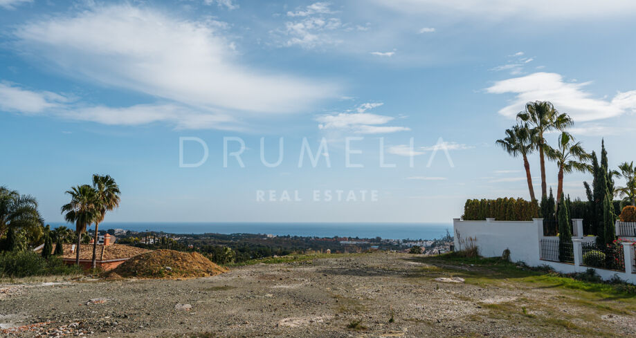 Perceel met panoramisch uitzicht te koop in Los Flamingos, Benahavís