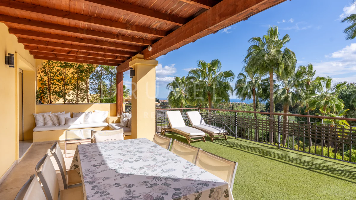 View of Ground Floor Apartment for sale in Sierra Blanca, Marbella Golden Mile