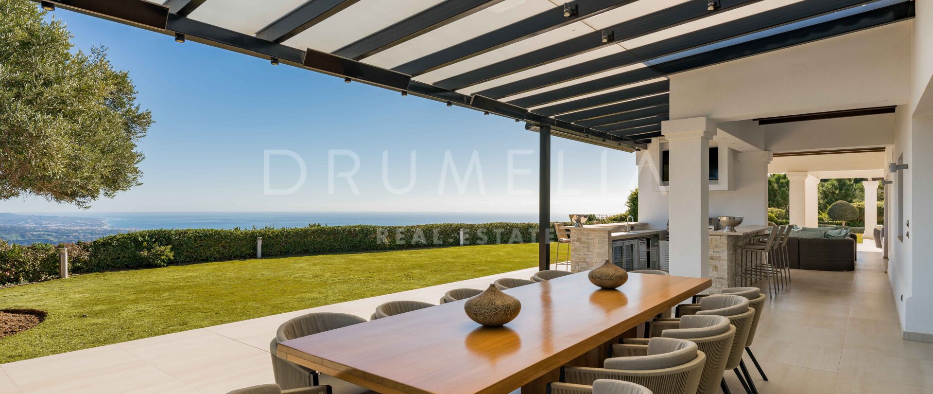 Lyxvilla i La Zagaleta med Panoramautsikt och Exceptionell Integritet