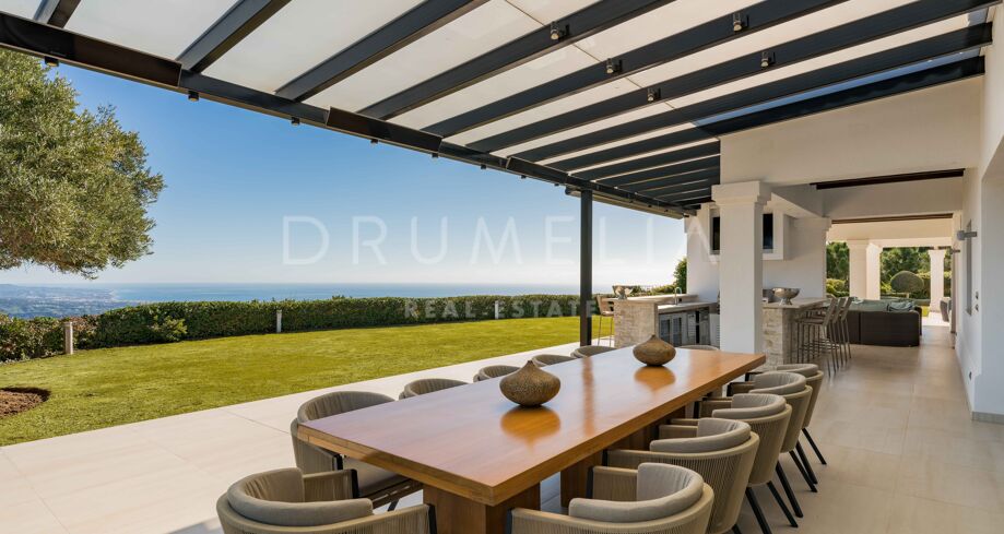 Luxe Villa in La Zagaleta met Panoramisch Uitzicht en Uitzonderlijke Privacy