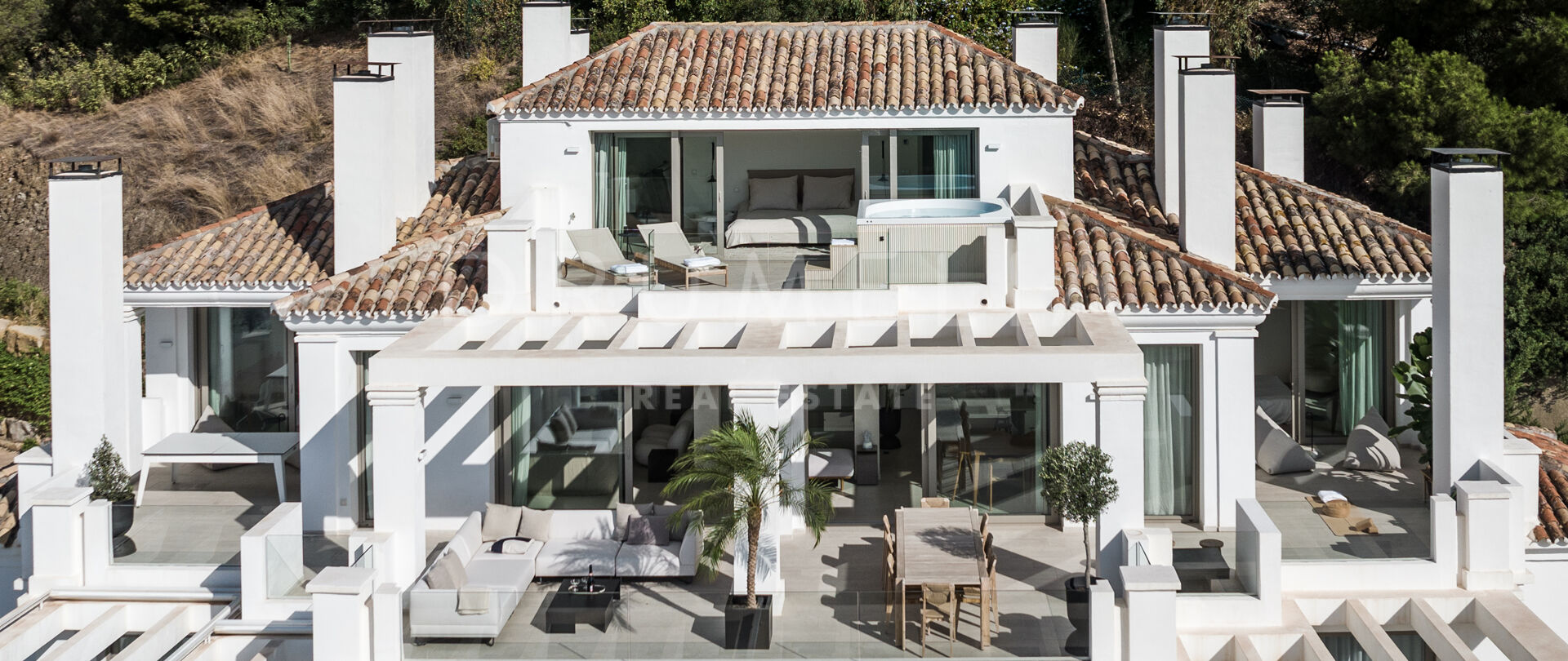 High-end duplex penthouse met prachtig panoramisch uitzicht in Nine Lions Residences, Nueva Andalucia