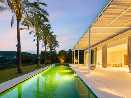 New frontline golf contemporary luxury villa with beautiful views in elite Finca Cortesin, Casares.