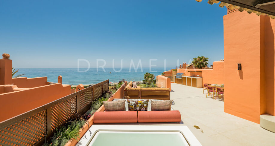 Beachfront Modern Luxury Duplex Penthouse with Sea Views in La Morera, Marbella East