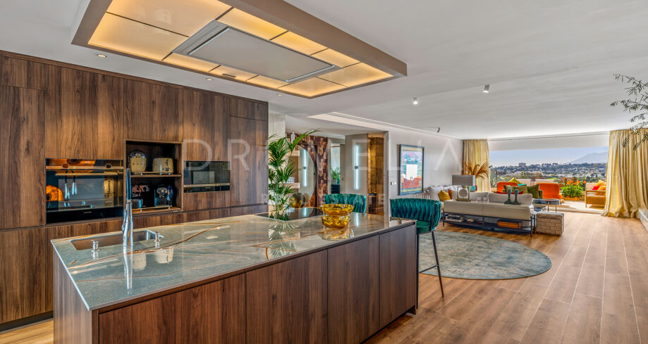 Prachtig gerenoveerd appartement in Terrazas de Lomas de Marbella Club, Marbella's Golden Mile