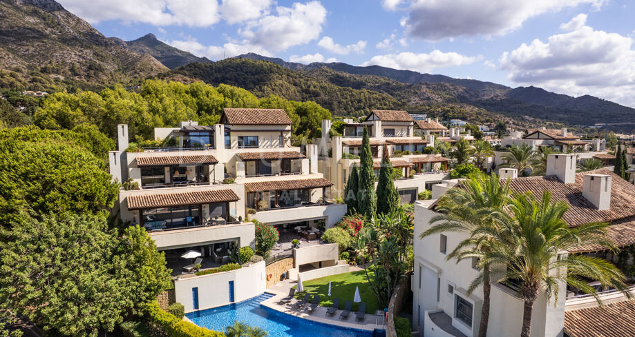 Beautiful luxury ground floor apartment in stylish complex Imara, Golden Mile of Marbella