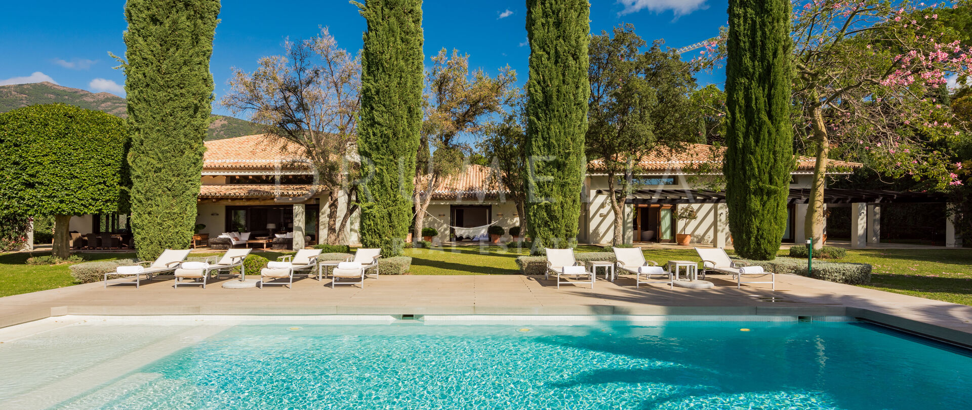 Prächtige Luxusvilla mit Panoramablick auf das Meer im La Zagaleta Golf Resort, Benahavís