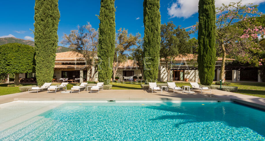 Prächtige Luxusvilla mit Panoramablick auf das Meer im La Zagaleta Golf Resort, Benahavís