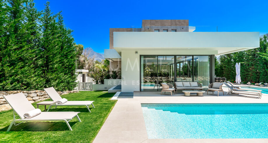 Spectacular brand-new modern villa in La Cerquilla, Nueva Andalucia, Marbella