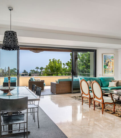 Exquisite luxury apartment in high-end Imara with stunning sea views, Marbella's Golden Mile