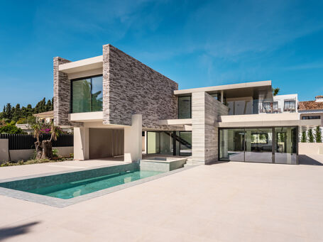 Pavilions 1 - Brand-new State-of-the-art Contemporary-style High-end Villa located beachside in Cortijo Blanco, San Pedro
