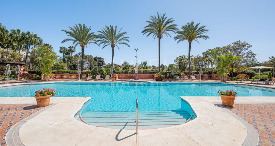 Apartament na sprzedaż ww Puente Romano, Marbella Golden Mile