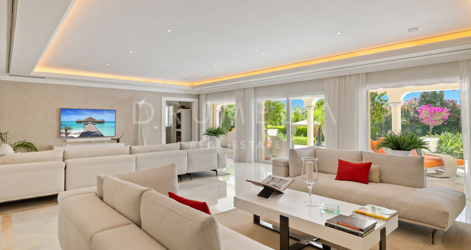 Villa for salg i La Cerquilla, Nueva Andalucia