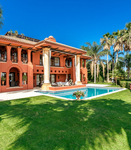 Spectaculaire villa de luxe avec panorama et effet de surprise, Sierra Blanca, Marbella Golden Mile