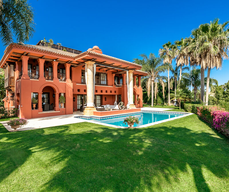 Spectacular luxury grand villa with panorama and wow-factor, Sierra Blanca, Marbella Golden Mile