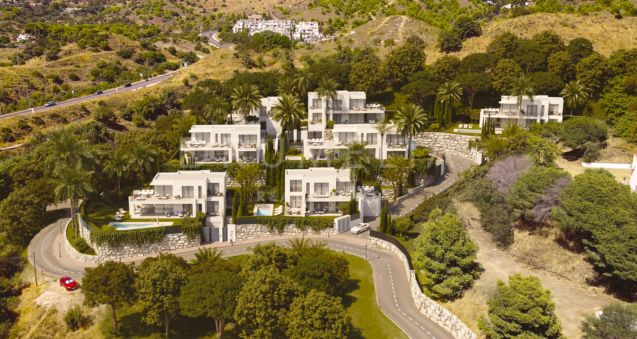 Detached villas in Mijas with panoramic sea views