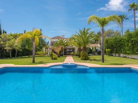 Magnificent classic Mediterranean luxury house in Guadalmina Baja, San Pedro de Alcantara, Marbella