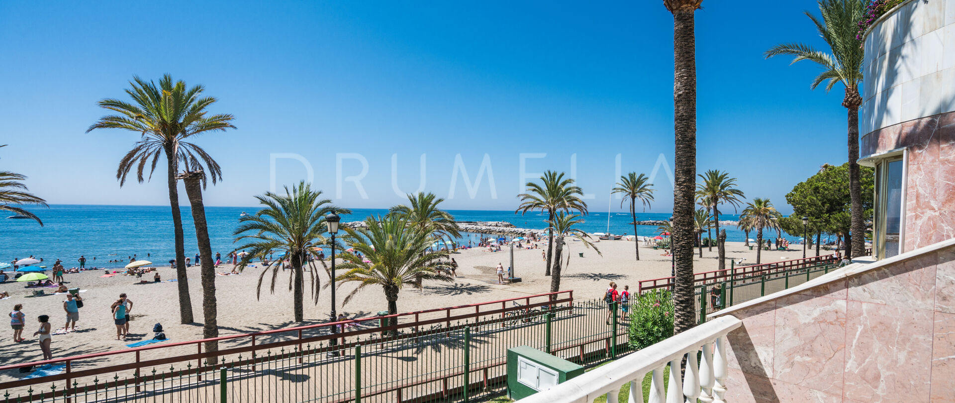 One of a Kind Frontline Beach, Duplex in Gray D'Albion, Puerto Banus, Marbella