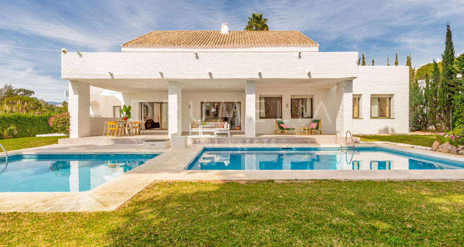 Lyxvilla vid havet för oförglömliga semestrar, Villa Marina, Puerto Banus