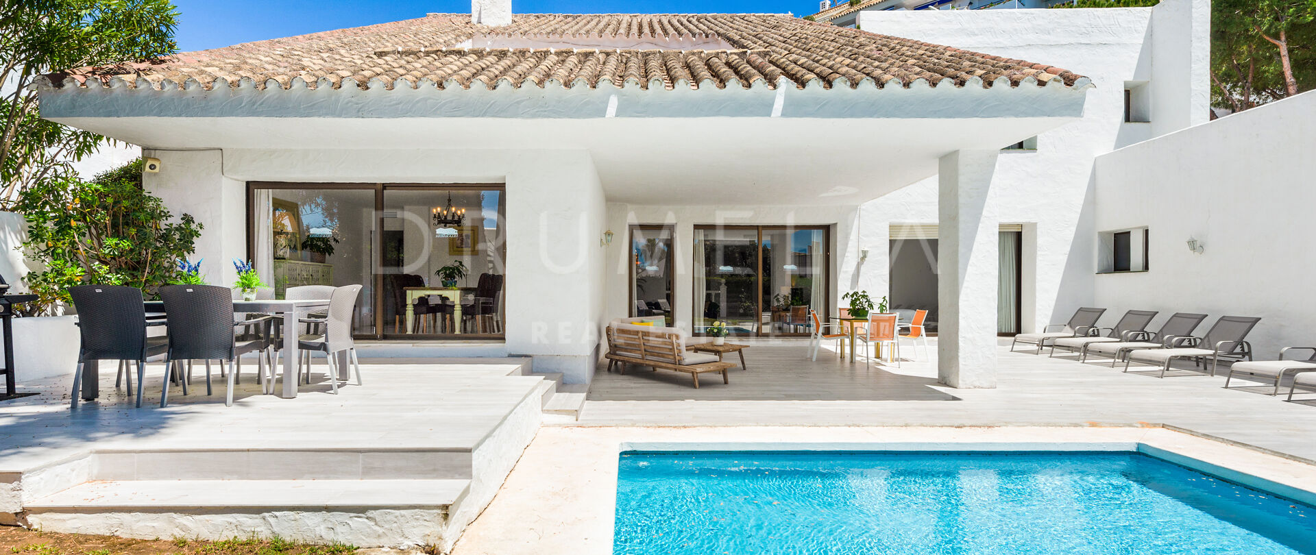Lyxvilla vid havet för oförglömliga semestrar, Villa Marina, Puerto Banus