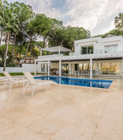 Herausragende zeitgenössische Luxus-Villa, Nueva Andalucía, Marbella