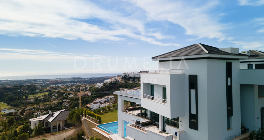 Lyxig modern villa i La Reserva de Alcuzcuz, Benahavis