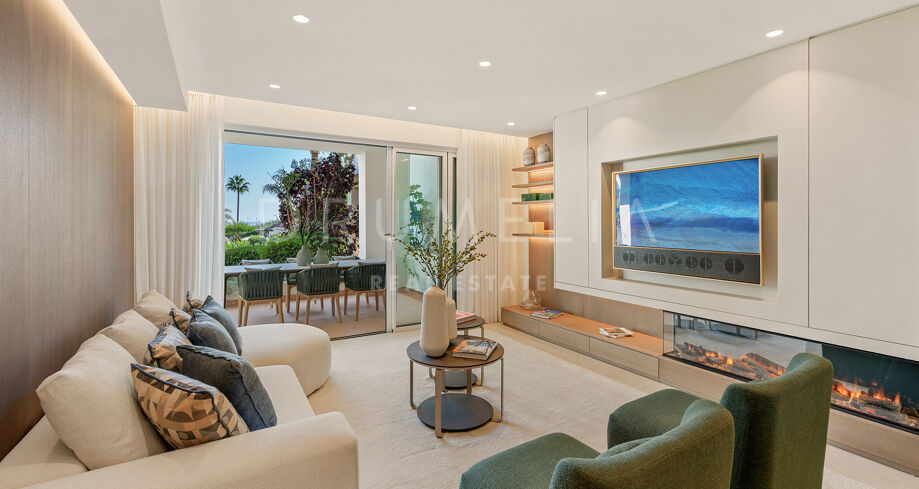 Beachfront luxury apartment in Bahía del Velerín with sea views, terrace & designer finishes.