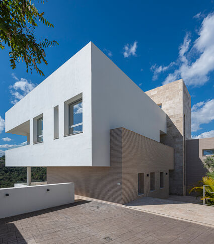 Роскошная вилла с панорамной террасой в Лос Аркерос