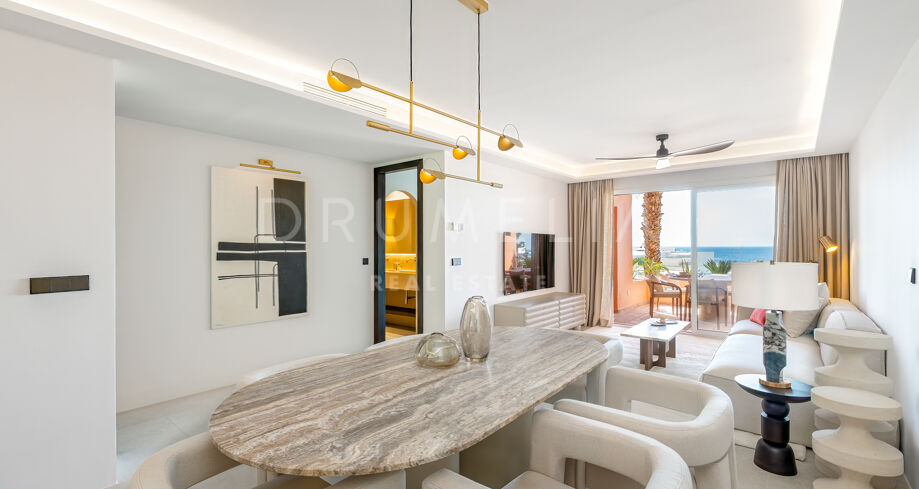 Elegant renovert leilighet med middelhavutsikt på Marbellas Golden Mile