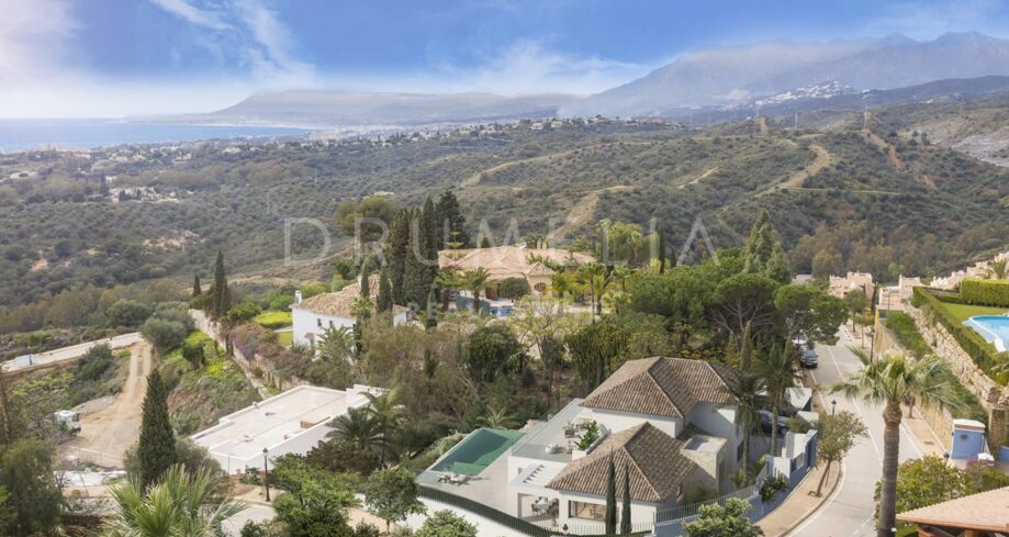 Luxe villa met panoramisch uitzicht in Oost-Marbella
