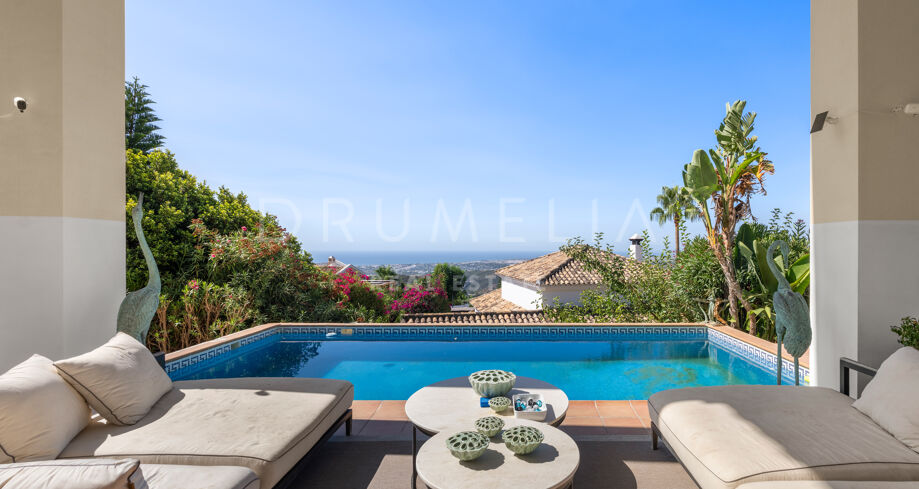 Villa with Sea Views in Sierra Blanca Country Club