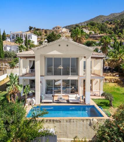 Villa med havsutsikt i Sierra Blanca Country Club