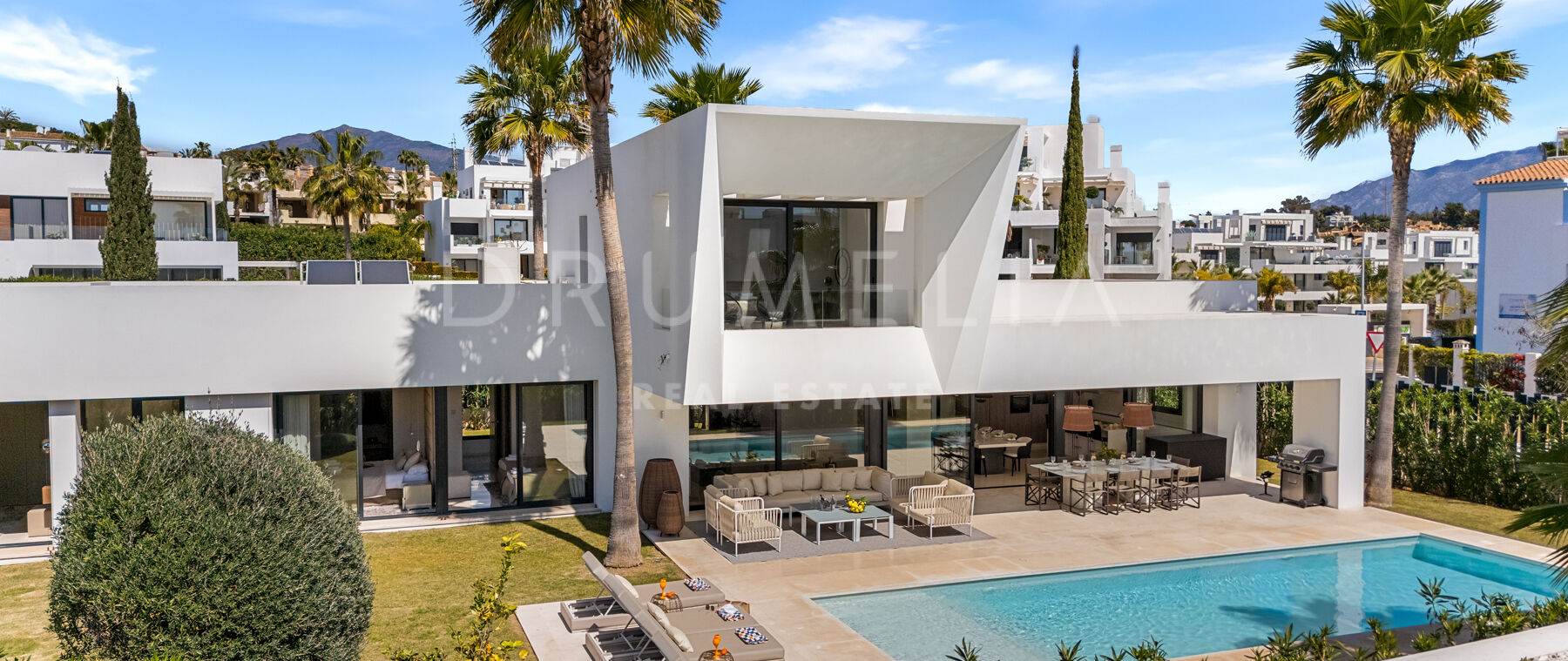 Nowoczesna willa z podgrzewanym basenem i sauną, El Paraíso, Nowa Złota Mila Estepone