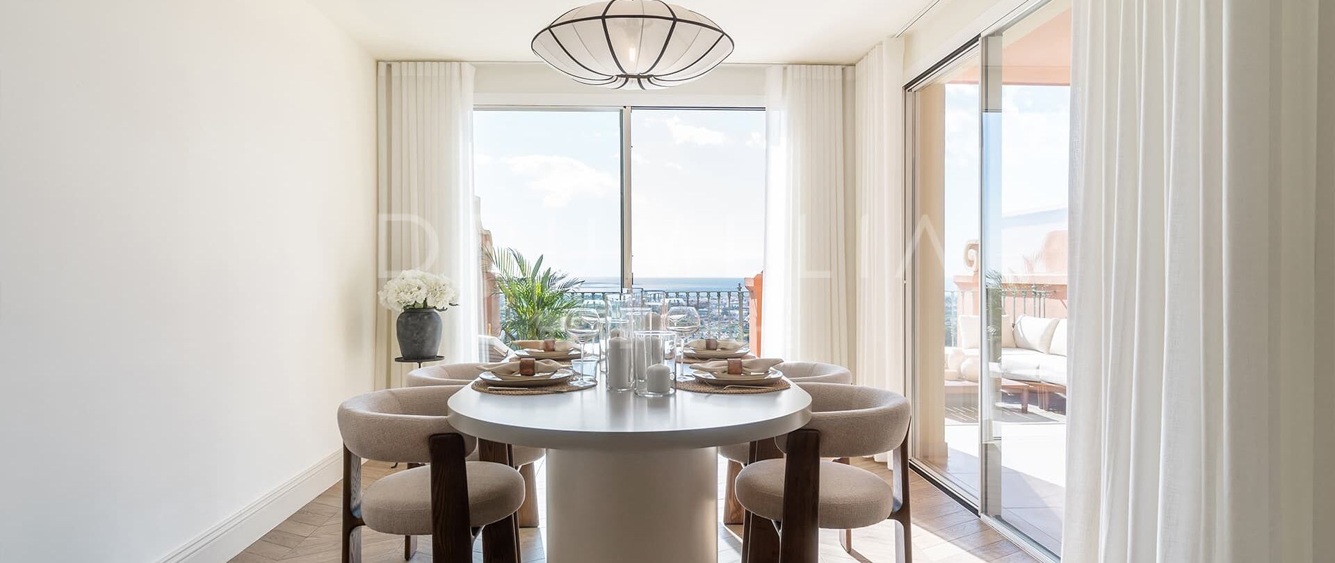 Luksusowa Rezydencja z Panoramicznym Widokiem na Morze Śródziemne w Monte Halcones-Benahavis