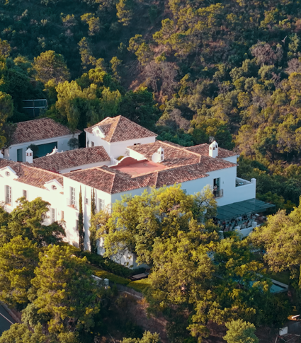 Exclusive Andalusian-Style Villa in Benahavís – Privileged Location in El Madroñal