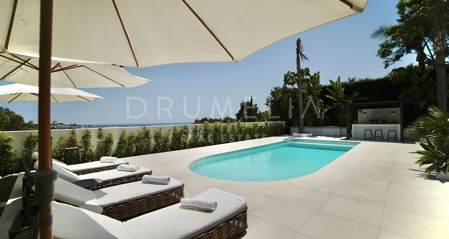 Panoramic Views and Outdoor Living in La Quinta, Benahavís