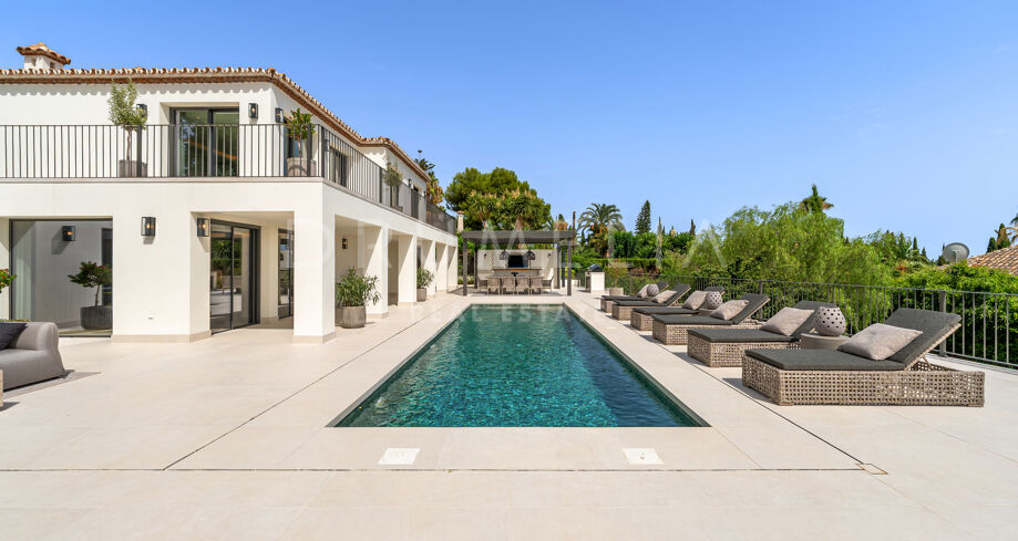 Fullrenovert andalusisk bolig med sjøutsikt på Golden Mile, Marbella