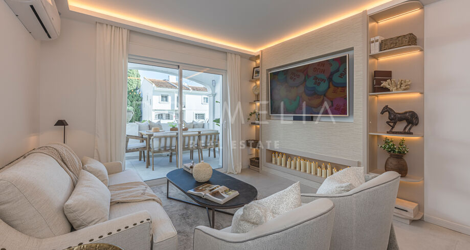 Odnowiony dom szeregowy w Nueva Andalucía w pobliżu Aloha Golf