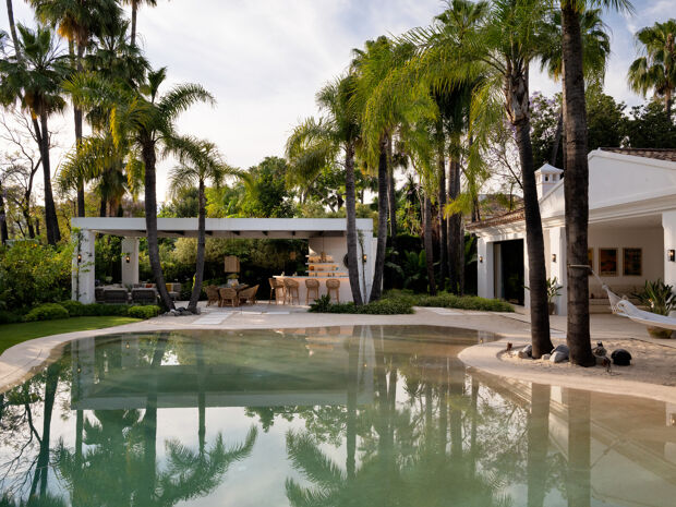 Contemporary Villa Inspired by Tropical Design in Nueva Andalucía, Marbella