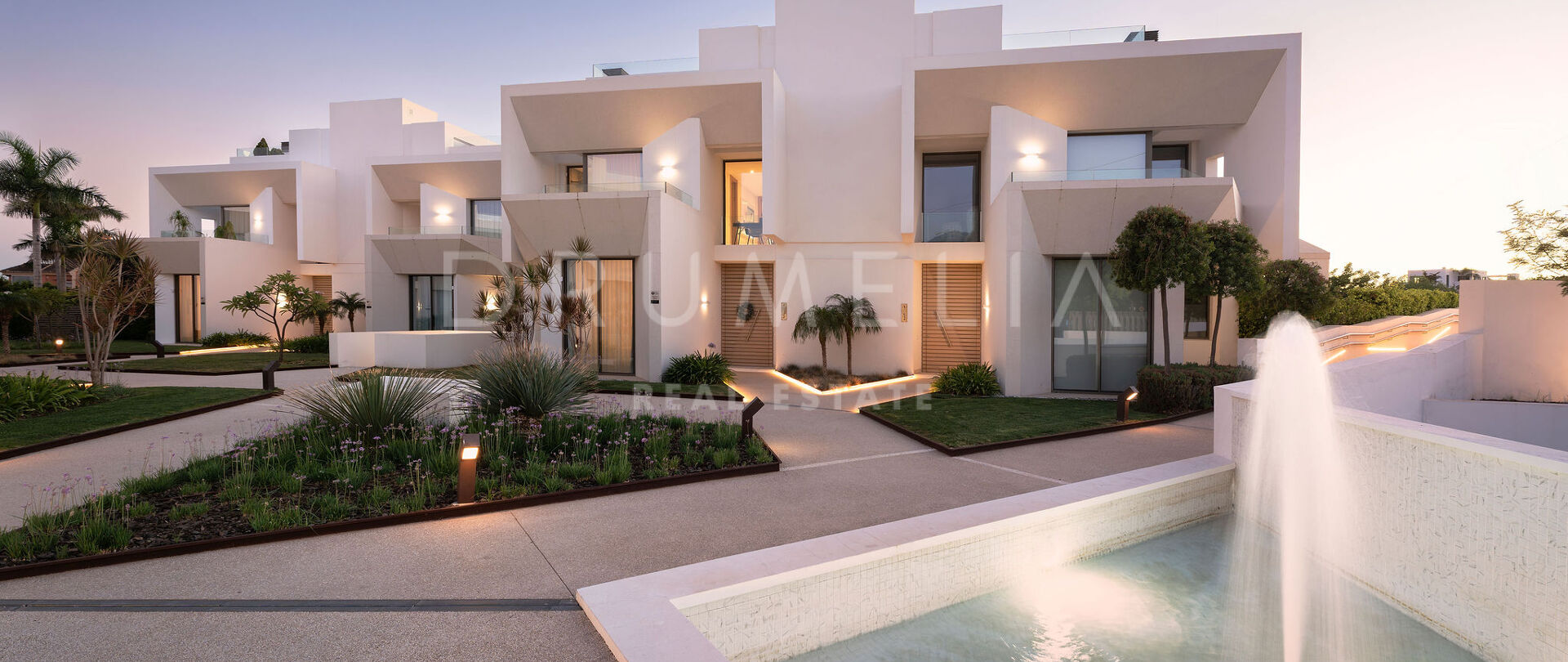 Semi Detached House with Sea Views in Celeste Marbella, Nueva Andalucía