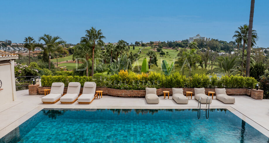 Casa Noora - Elegant Renoverad Villa i Altos del Paraíso, Benahavís